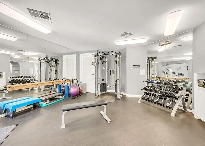 Cozy North W Pool & Gym Access Holiday home Scottsdale