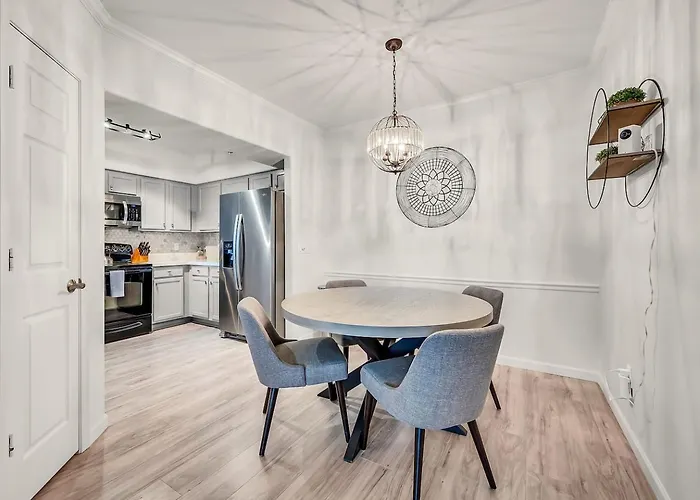 Holiday home Cozy North W Pool & Gym Access Scottsdale